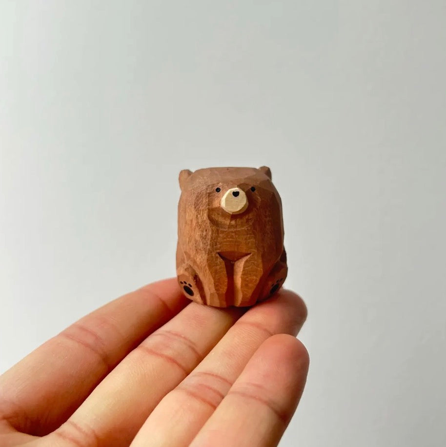 Hand-Carved Wooden Bear Figurine – Small Desk Sculpture